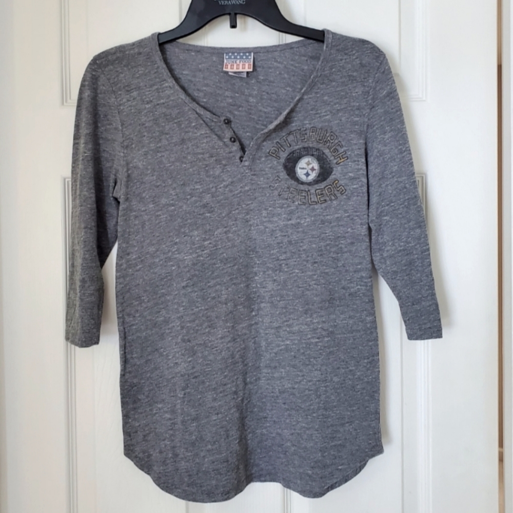Distressed Women's Steelers Tee